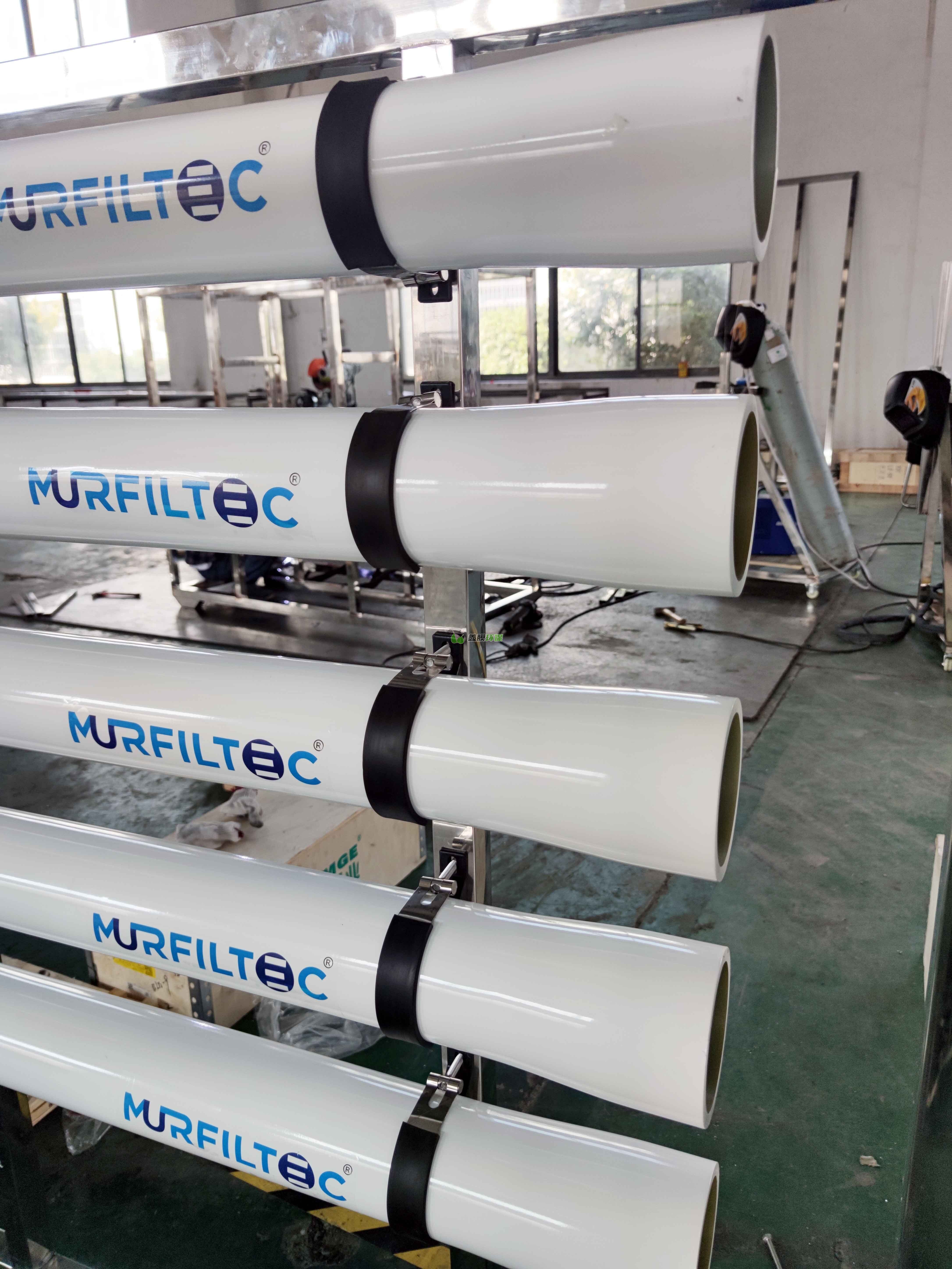 玻璃鋼RO膜殼8040 (5) 玻璃鋼RO膜殼8040 (5)